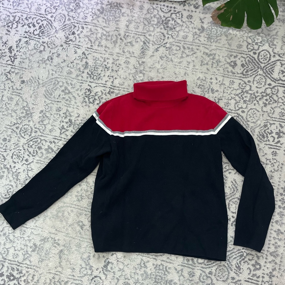 Eddie Bauer turtle neck sweeter